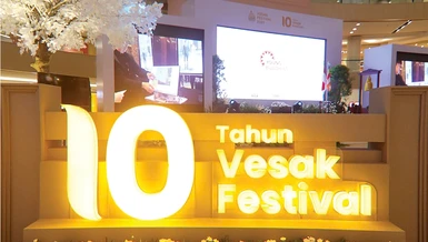 Đại lễ Phật đản 2025 do Hội Thanh niên Phật tử Indonesia tổ chức đánh dấu chặng đường 10 năm hình thành và phát triển của một trong những lễ hội Phật giáo có quy mô lớn nhất tại đây