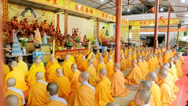 127 hành giả Tăng, Ni tỉnh Thái Nguyên bước vào mùa An cư kiết hạ Phật lịch 2569, tại trường hạ tập trung chùa Phù Liễn