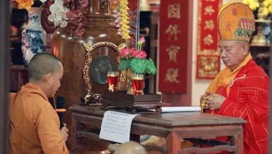 Chư Tăng tác pháp thọ an cư tại chùa Long Hoa (H.Phù Cát, Bình Định)