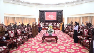 Niệm Phật cầu gia hộ trước khi khai mạc kỳ thi tuyển sinh thạc sĩ Phật học