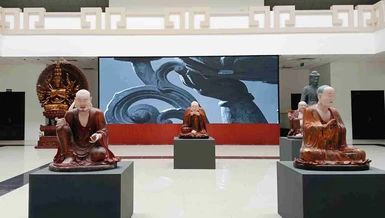 Trưng bày phiên bản tượng Phật quý hướng tới Ngày Di sản văn hóa - Ảnh: Bảo tàng Hưng Yên