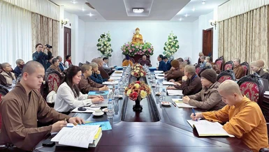 Quang cảnh buổi xét duyệt 22 đề cương luận văn thạc sĩ Phật học của các nghiên cứu sinh Học viện Phật giáo VN tại Hà Nội