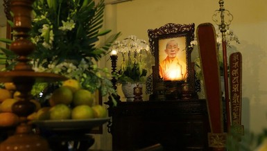 Di ảnh Trưởng lão Hòa thượng Thích Chơn Thiện tại tổ đường tổ đình Tường Vân