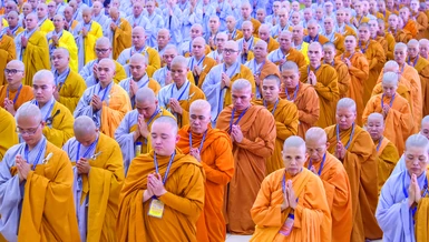 Có một con số chênh lệch rất lớn, hơn 30 ngàn vị - nếu căn cứ báo cáo của các Đại giới đàn so với con số thống kê Tăng Ni của Ban Tăng sự Trung ương, tính từ năm 2017 cho đến nay - Ảnh: Quảng Đạo/BGN