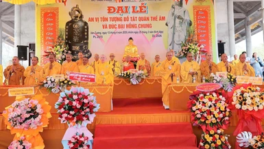 Niệm Phật cầu gia hộ
