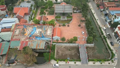Vị trí khoanh đỏ là chùa Hưng Khánh, đình Vân Nội nằm trong kế hoạch di dời sang vị trí mới. Bên cạnh là Nhà tưởng niệm, Đền thờ bà Hoàng Thị Loan - thân mẫu Chủ tịch Hồ Chí Minh - Ảnh: Nguyễn Dương