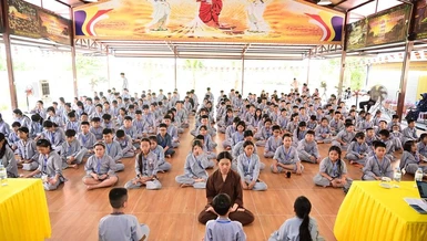 Em tập tọa thiền