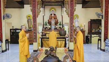 Lễ Đại tường Giáo sư Cao Huy Thuần được tổ chức trang nghiêm tại chánh điện chùa Hải Đức - cố đô Huế