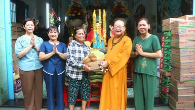 Các tự viện lan tỏa yêu thương trong mùa hiếu hạnh