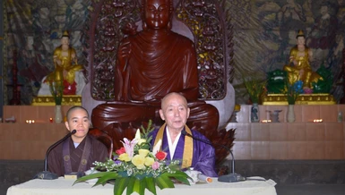 Hòa thượng Yoshimizu Daichi thuyết giảng ở Học viện Phật giáo VN tại TP.HCM