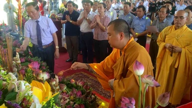 Lễ Tắm Phật tại H.Quỳnh Lưu