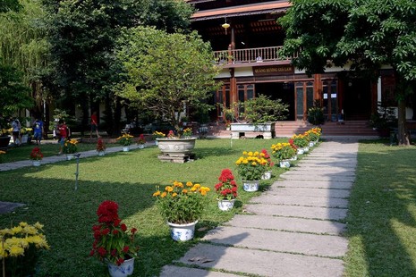 Cảnh chùa Sài Gòn - TP.HCM lung linh trong nắng xuân