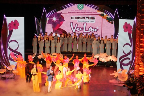 Chương trình nghệ thuật “Vu Lan - Đạo hiếu và Dân tộc” năm 2023 tại Nhà hát lớn Hà Nội