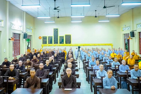 Kỳ thi tuyển sinh khóa XII của Trường Trung cấp Phật học tỉnh Đồng Nai có 68 Tăng sinh và 102 Ni sin tham dự