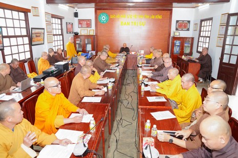 Ban Thường trực Ban Trị sự GHPGVN tỉnh triển khai hoạt động Phật sự trọng tâm, tại chùa Linh Sơn