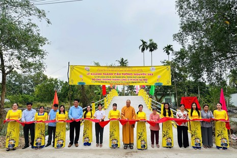 Cắt băng khánh thành cầu Tường Nguyên 553 tại TP.Cần Thơ