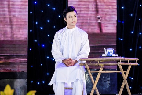 Nghệ sĩ Võ Minh Lâm: “Hãy quan tâm cha mẹ khi còn có thể”