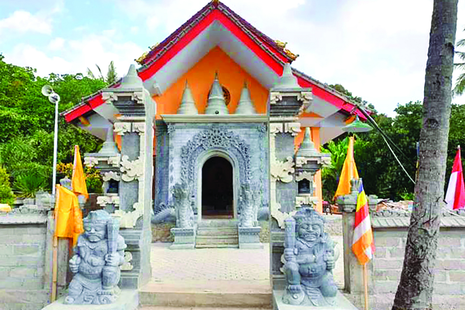 Một kiến trúc điển hình của chùa Phật giáo Lombok