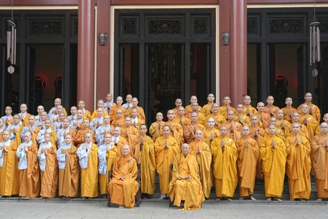 Lớp Hoằng Luật Huệ Nghiêm khóa X (2025-2026)