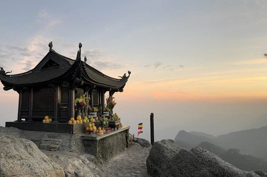 Chùa Đồng trên đỉnh non thiêng Yên Tử - một trong 12 thành phần di sản chính của Di sản thế giới thứ 9 của Việt Nam - Ảnh: Nguyễn Hùng