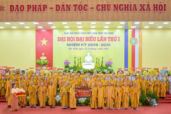 Tân Ban Trị sự GHPGVN tỉnh Tây Ninh nhiệm kỳ 2026-2031 ra mắt đại hội - Ảnh: Quảng Đạo/BGN