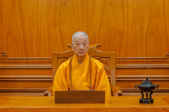 [TRUYỀN HÌNH TRỰC TUYẾN] Đức Pháp chủ GHPGVN - Đại lão Hòa thượng Thích Trí Quảng chúc Tết Bính Ngọ 2026