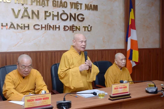Trưởng lão Hòa thượng Thích Thiện Nhơn thay mặt Ban Chủ tọa phát biểu khai mạc - Ảnh: Bảo Toàn/BGN