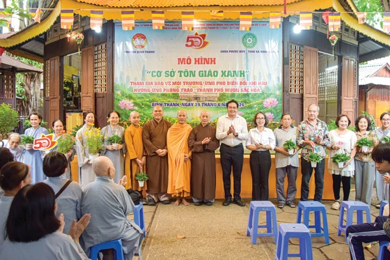 Ra mắt mô hình "Cơ sở tôn giáo xanh" tại tịnh xá Ngọc Chánh