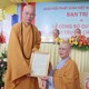 Thượng tọa Thích Huệ Khai trao quyết định bổ nhiệm trụ trì chùa Long Giao đến Ni sư Thích nữ Như Thanh