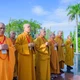 Hòa thượng Thích Huệ Thông cùng chư tôn đức Ban Thường trực Ban Trị sự Phật giáo tỉnh Khánh Hoà viếng Nghĩa trang Liệt sĩ Hòn Dung trước thềm Đại hội đại biểu Phật giáo tỉnh - Ảnh: Tâm Quý