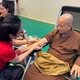 Hành giả tham gia hiến máu nhân đạo hưởng ứng chiến dịch "Giọt hồng xứ Tuyên"