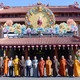 Lãnh đạo Ủy ban MTTQVN TP.HCM cùng chư tôn đức Ban Trị sự TP.HCM chụp ảnh lưu niệm trước Việt Nam Quốc Tự - Ảnh: Bảo Toàn/BGN