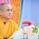 Thượng tọa Thích Tâm Hải chia sẻ cùng chư Tăng Ni hành giả an cư liên phường Vũng Tàu, Tam Thắng, Phước Thắng, Rạch Dừa (TP.HCM) tại trường hạ chùa Liên Trì - Ảnh: Tịnh Mạnh