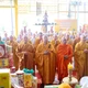 Chư tôn đức dâng hương tưởng niệm Trưởng lão Hòa thượng Thích Huệ Thành