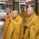 Chư tôn giáo phẩm thắp hương tưởng niệm Hòa thượng Thích Huệ Trí - Ảnh: Bảo Toàn/BGN