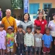 Đoàn từ thiện với các em thiếu nhi Raglay