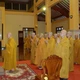 Đức Pháp chủ cùng chư vị giáo phẩm Hội đồng Chứng minh, Ban Trị sự TP.HCM niêm hương tưởng niệm Đại lão Hòa thượng Thích Thiện Hào