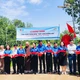Cắt băng khánh thành công trình đường bê-tông "Thắp sáng đường quê" 