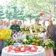 Ban Tổ chức tham quan và chụp ảnh lưu niệm - Ảnh: Quảng Đạo/BGN