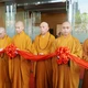 Chư tôn đức cắt băng khai mạc triển lãm tại Trung tâm Hội nghị tỉnh Gia Lai 