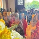 Chư tôn đức, đại biểu dâng hương
