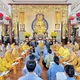 Khóa lễ tụng kinh tại chánh điện 