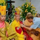 Nghi thức cài hoa hồng Vu lan 