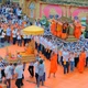 Cung thỉnh kim quan Hòa thượng Danh Lân đến Đài tưởng niệm chùa Khlang Ong để cử hành lễ trà-tỳ