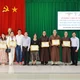 Chính quyền địa phương tặng Bằng khen và Giấy khen đến chư Tăng chùa Diệu Pháp cùng đại diện các gia đình mạnh thường quân
