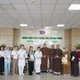 Chư tôn đức Tăng, Ni cùng các Phật tử trao tặng 9 tủ sách "Vĩnh Nghiêm Tâm An" tại Bệnh viên Nhiệt Đới Trung ương 