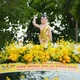 Hà Nội: Tăng Ni, Phật tử xã Sóc Sơn diễu hành xe hoa kính mừng Đức Thế Tôn đản sinh