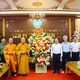 Tặng hoa chúc mừng Đại lễ Phật đản Phật lịch 2570 đến Ban Trị sự GHPGVN tỉnh Hưng Yên