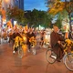 Hòa thượng Thích Bảo Nghiêm dẫn đầu đoàn diễu hành xe đạp hoa mừng Phật đản Phật lịch 2570