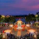 Lễ hội hoa đăng với chủ đề “Ánh đạo vàng son – Hội tụ văn hóa, lan tỏa hòa bình” tại Huế - Ảnh: Lê Đình Hoàng